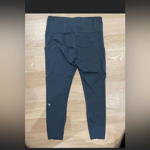 Lululemon gray leggings size 10 25 inch